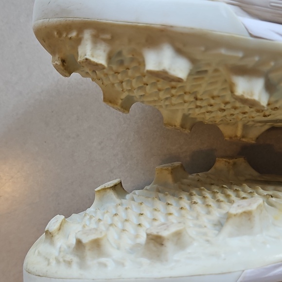 Nike Softball Cleats - Picture 10 of 14